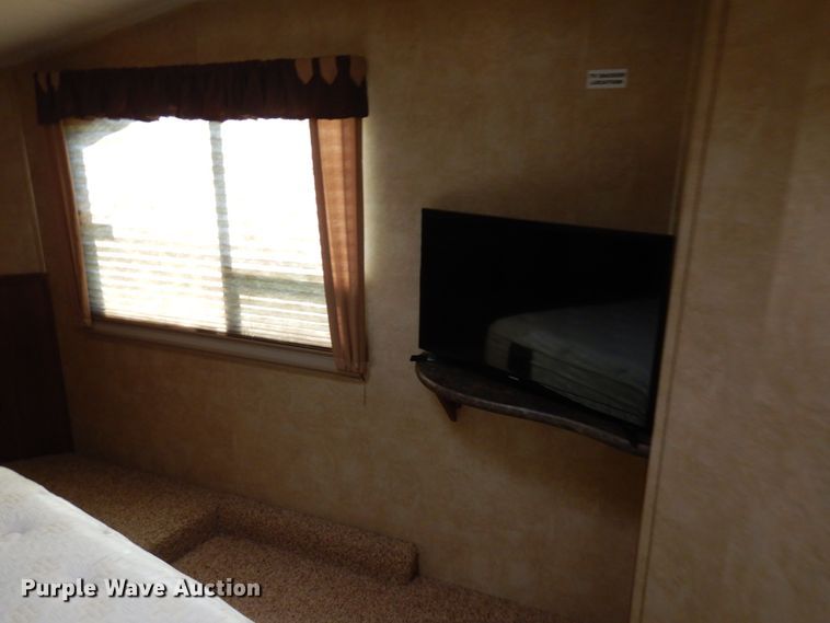 image for item JQ9274 2012 Forest River Wildcat Sterling  camper