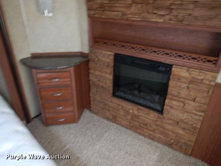 image for item JQ9274 2012 Forest River Wildcat Sterling  camper