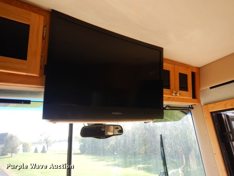 image for item JQ9275 2002 Newmar Dutch Star  RV