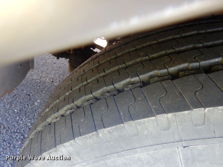 image for item JQ9275 2002 Newmar Dutch Star  RV