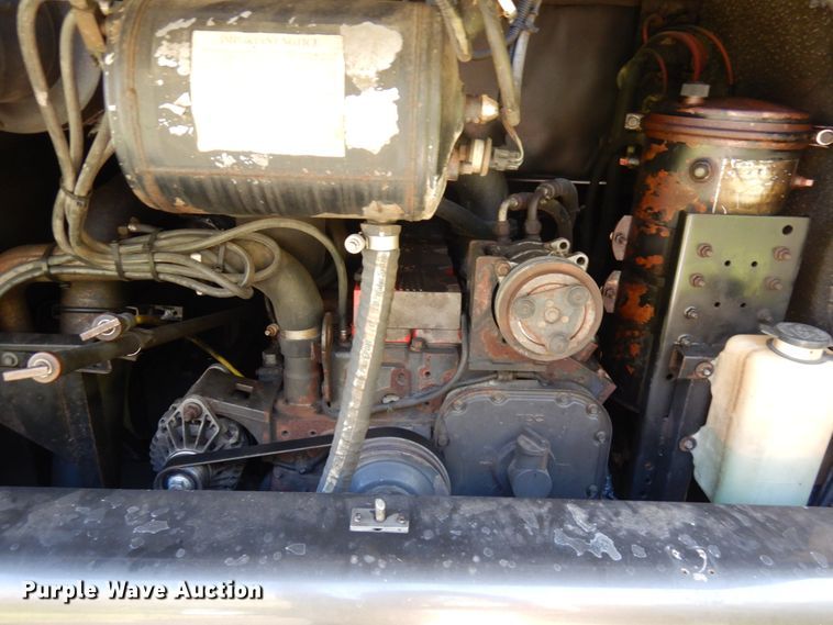 image for item JQ9275 2002 Newmar Dutch Star  RV