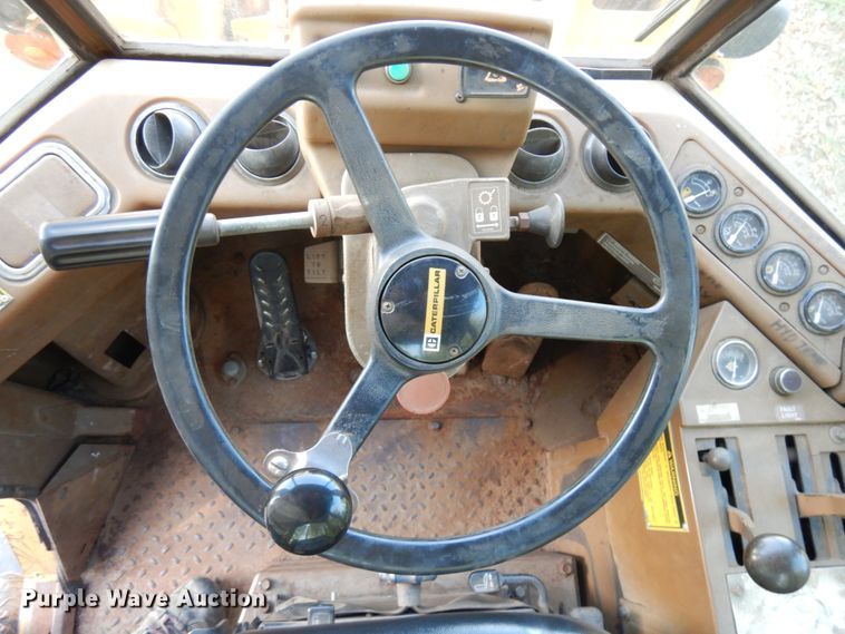 image for item JQ9276 1987 Caterpillar IT28B  wheel loader