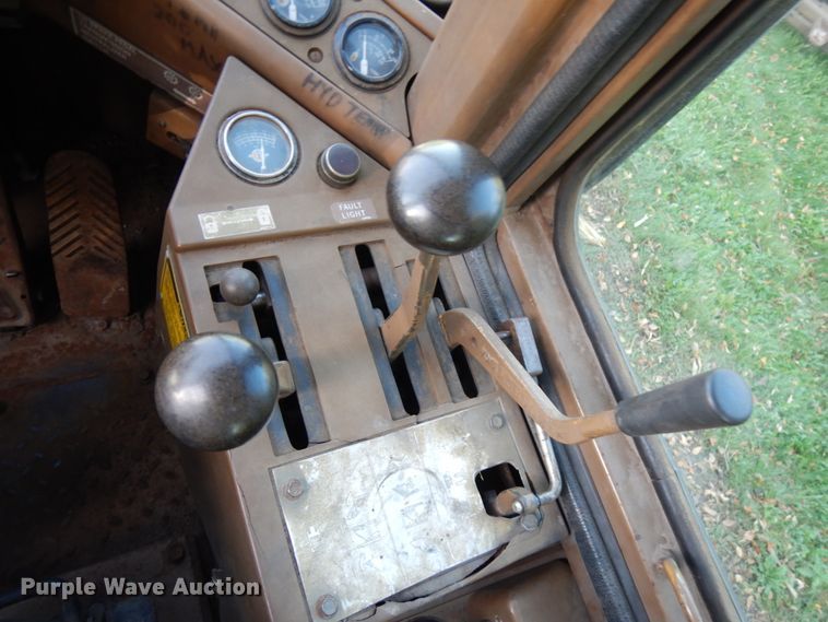 image for item JQ9276 1987 Caterpillar IT28B  wheel loader