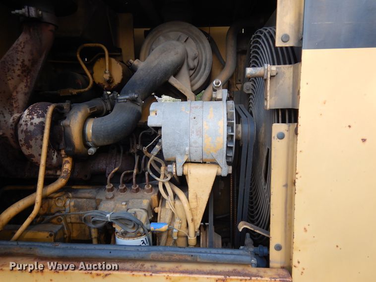 image for item JQ9276 1987 Caterpillar IT28B  wheel loader