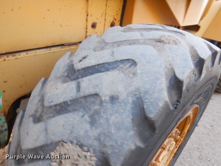 image for item JQ9276 1987 Caterpillar IT28B  wheel loader