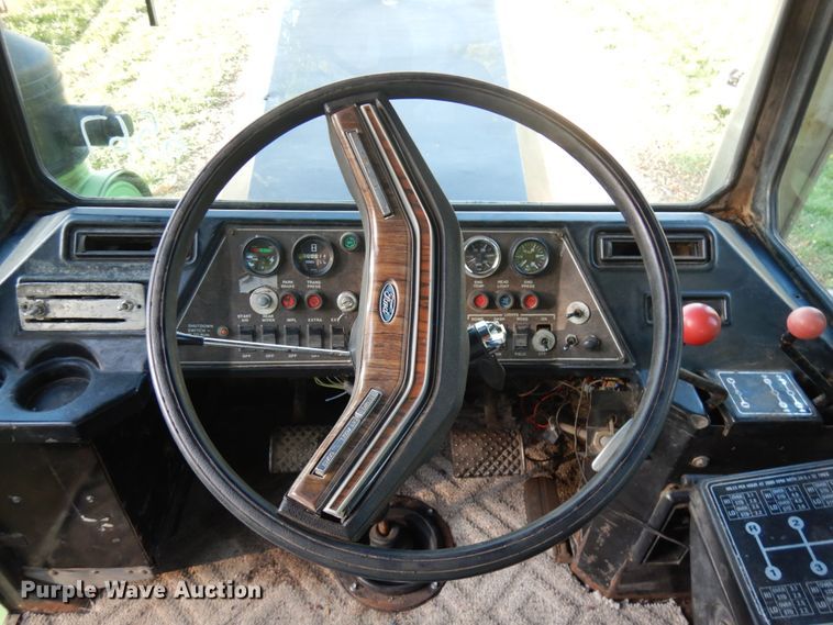 image for item JQ9278 Stieger Panther PT350  4WD tractor