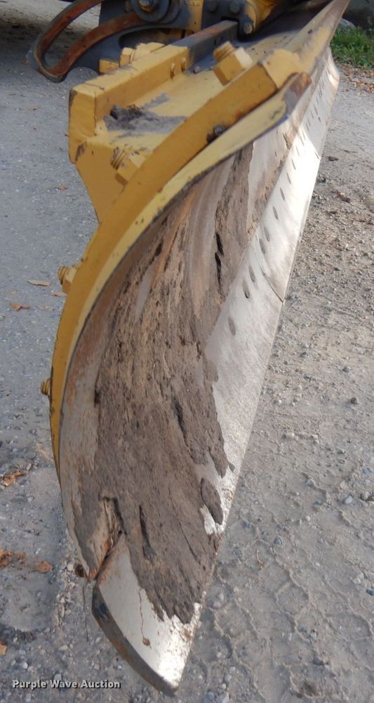 image for item JQ9279 1983 Caterpillar 140G  motor grader