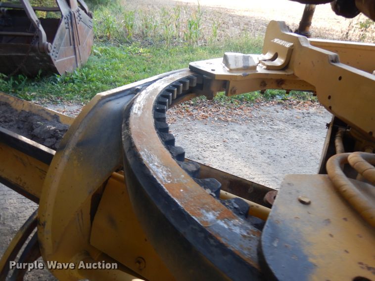 image for item JQ9279 1983 Caterpillar 140G  motor grader