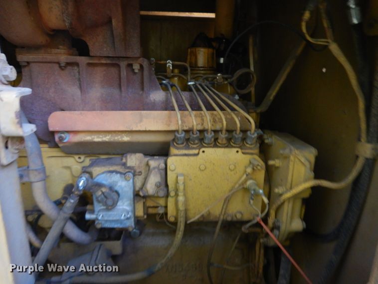 image for item JQ9279 1983 Caterpillar 140G  motor grader