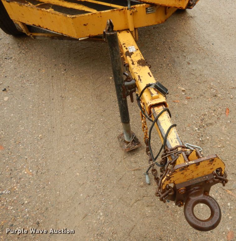 image for item JQ9324 1997 Vermeer 1250BC  wood chipper