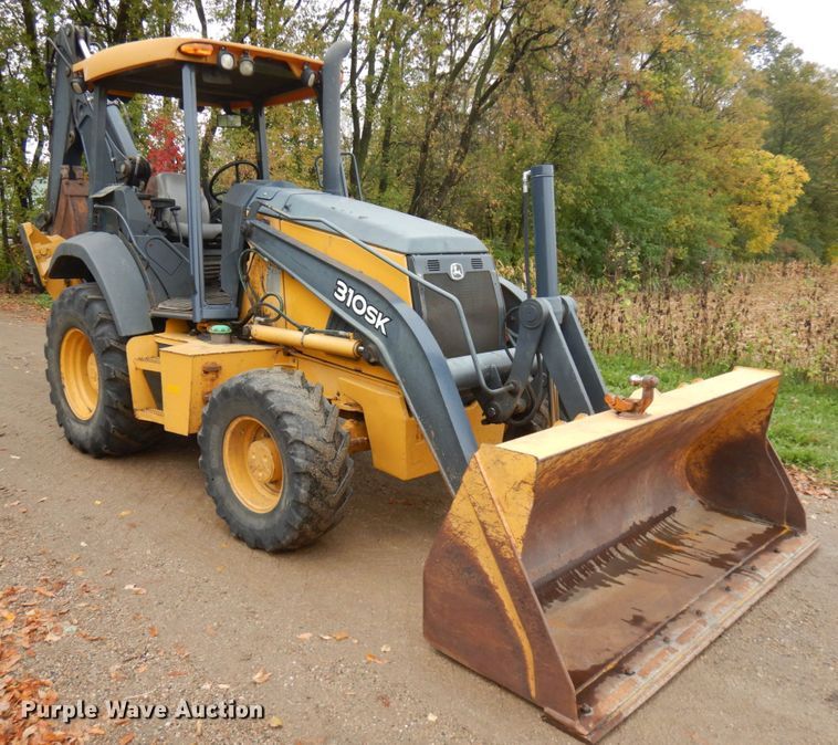 image for item JQ9329 2013 John Deere 310SK  backhoe