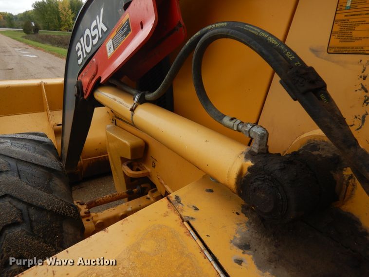 image for item JQ9329 2013 John Deere 310SK  backhoe