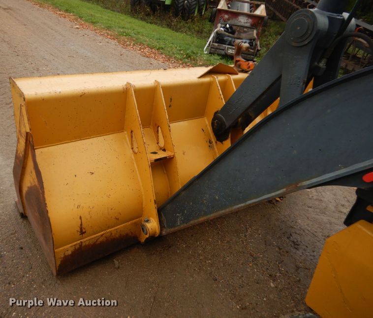 image for item JQ9329 2013 John Deere 310SK  backhoe