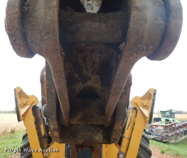 image for item JQ9329 2013 John Deere 310SK  backhoe