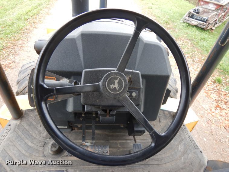 image for item JQ9329 2013 John Deere 310SK  backhoe