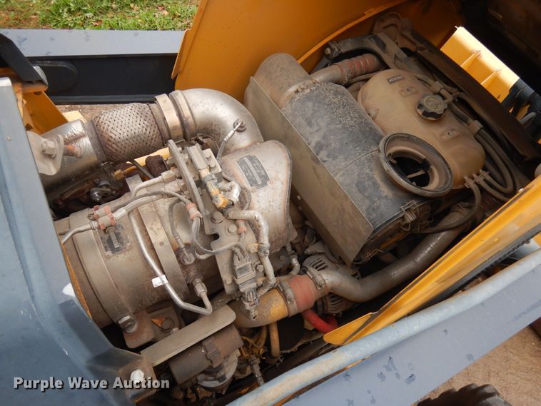 image for item JQ9329 2013 John Deere 310SK  backhoe