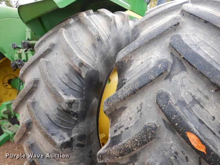 image for item JQ9331 1985 John Deere 8650  4WD tractor