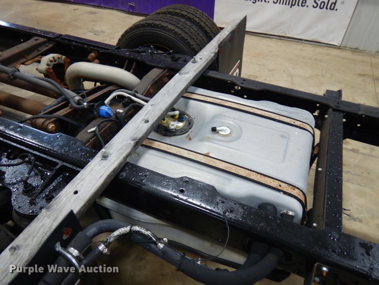 image for item JQ9334 2012 Ford F450 Super Duty  truck cab and chassis