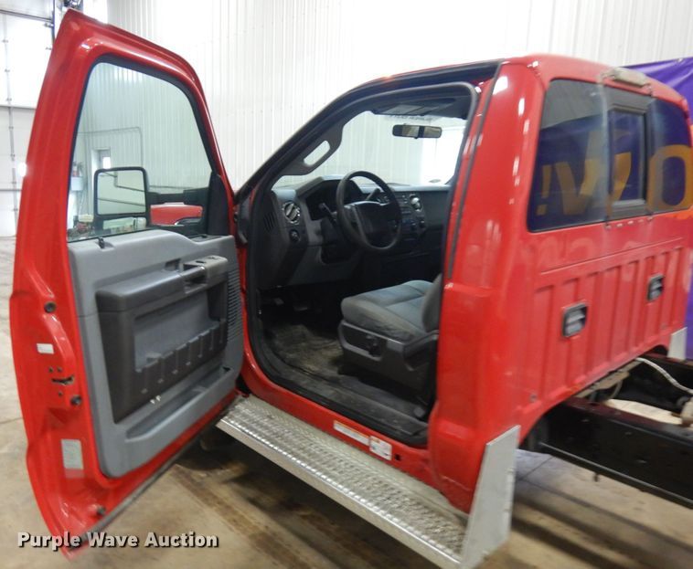 image for item JQ9334 2012 Ford F450 Super Duty  truck cab and chassis