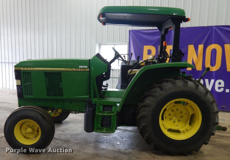 image for item JQ9335 John Deere 6200L  tractor