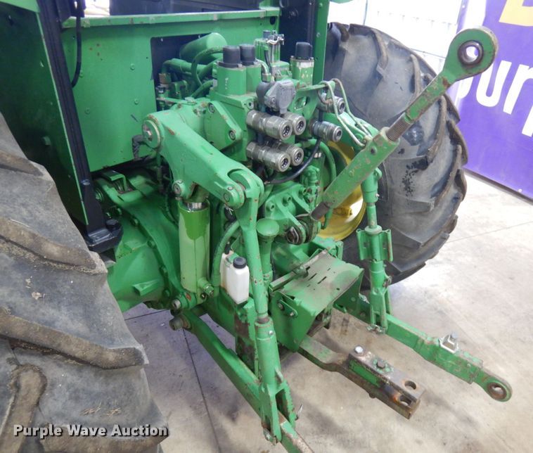 image for item JQ9335 John Deere 6200L  tractor