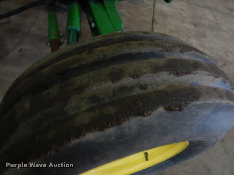 image for item JQ9335 John Deere 6200L  tractor