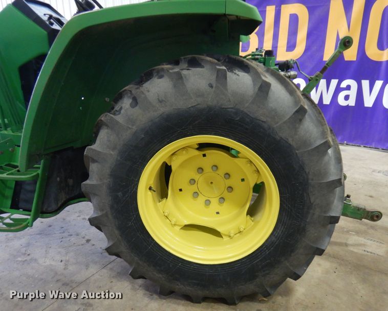 image for item JQ9335 John Deere 6200L  tractor