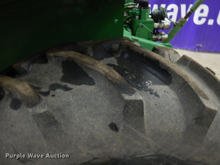 image for item JQ9335 John Deere 6200L  tractor