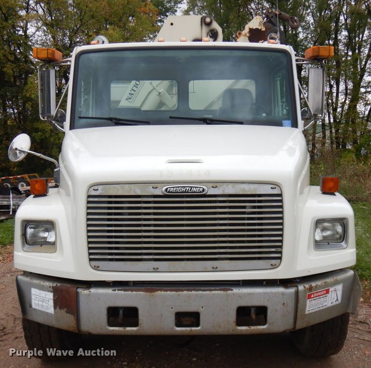 image for item JQ9337 1998 Freightliner FL80  crane truck