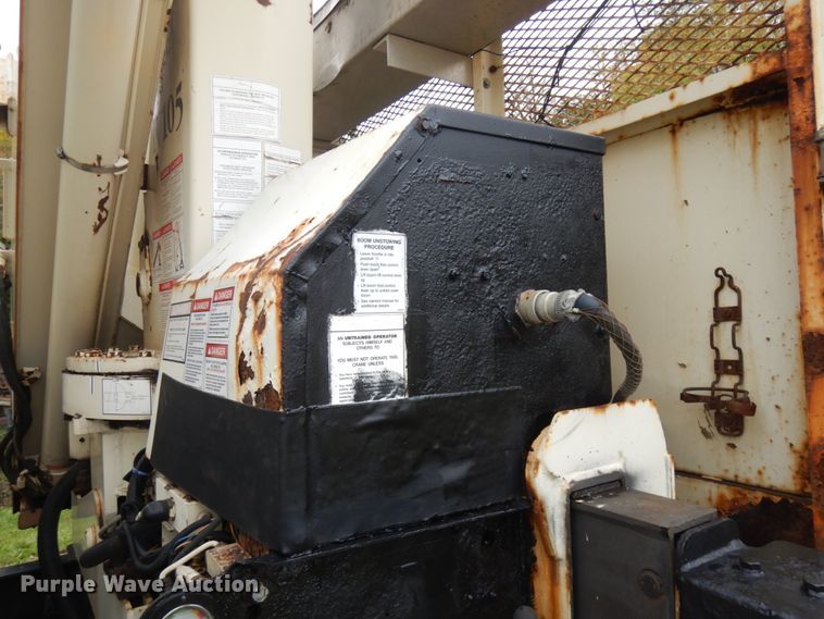 image for item JQ9337 1998 Freightliner FL80  crane truck