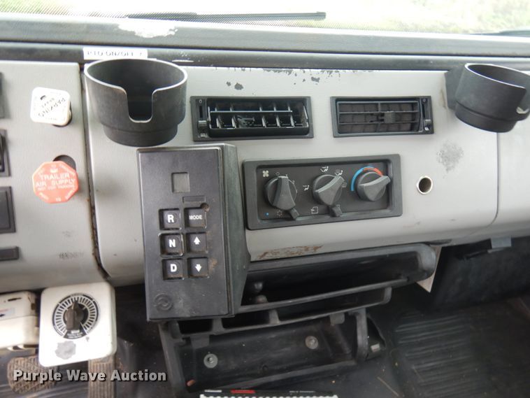 image for item JQ9337 1998 Freightliner FL80  crane truck