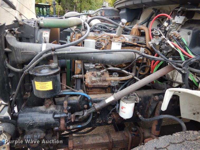 image for item JQ9337 1998 Freightliner FL80  crane truck