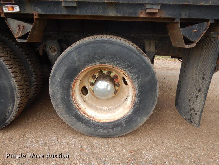 image for item JQ9337 1998 Freightliner FL80  crane truck