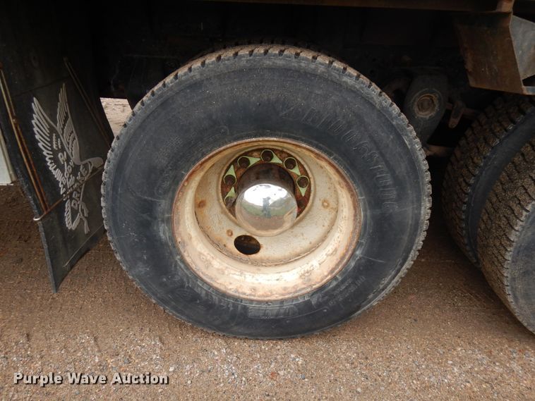 image for item JQ9337 1998 Freightliner FL80  crane truck