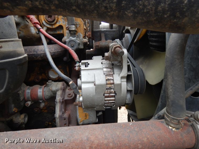 image for item JQ9338 2002 Sterling A9500  semi truck