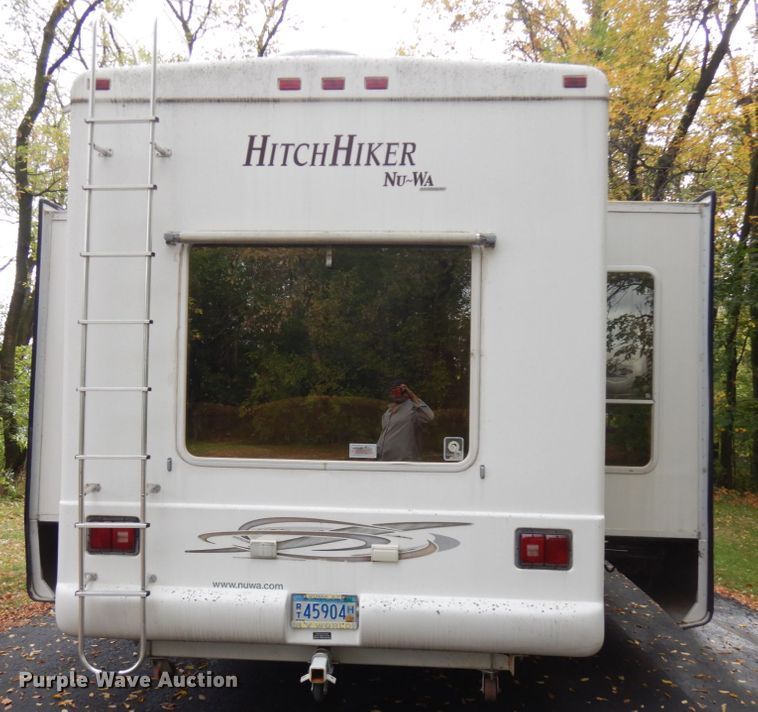 image for item JQ9340 2005 Nu Wa HitchHiker  camper