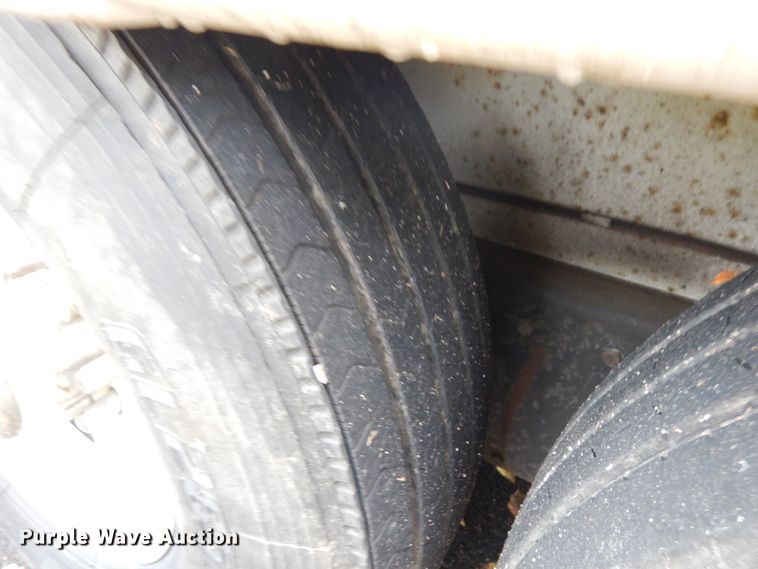 image for item JQ9340 2005 Nu Wa HitchHiker  camper