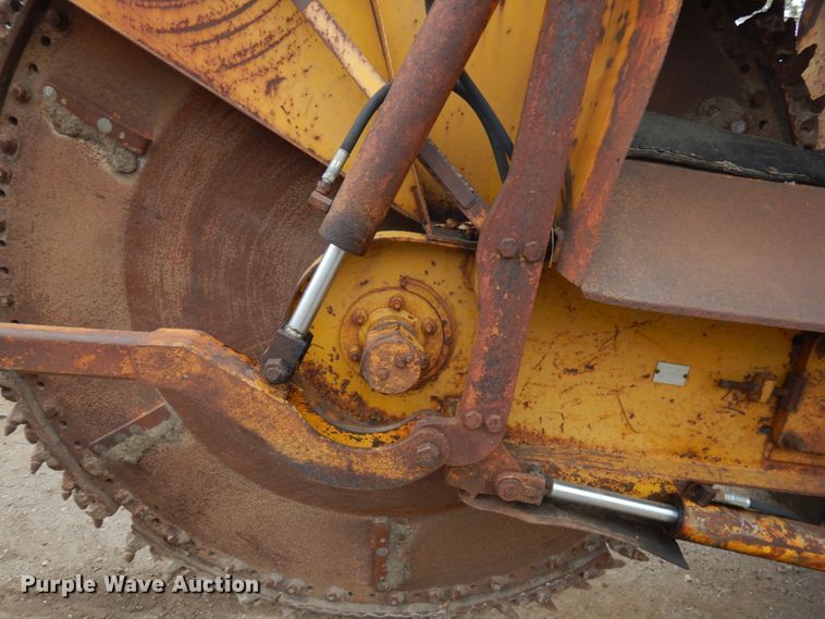 image for item KK9030 Ditch Witch 6510  rock saw