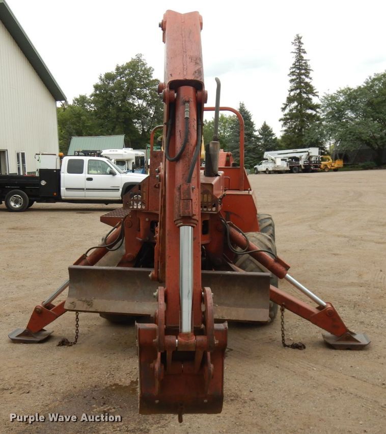 image for item KK9031 1989 Ditch Witch 6510  trencher