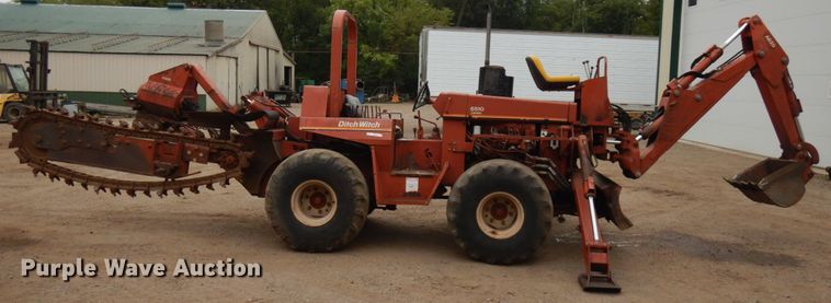 image for item KK9031 1989 Ditch Witch 6510  trencher