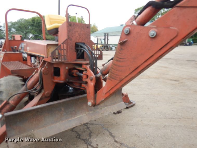 image for item KK9031 1989 Ditch Witch 6510  trencher