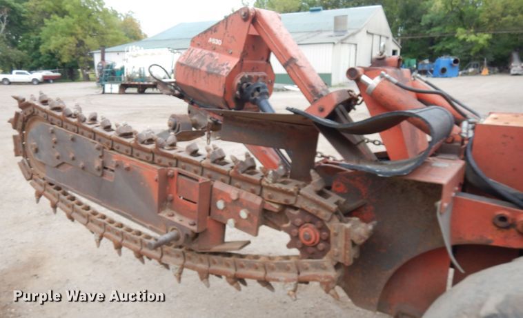 image for item KK9031 1989 Ditch Witch 6510  trencher
