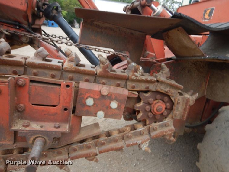 image for item KK9031 1989 Ditch Witch 6510  trencher
