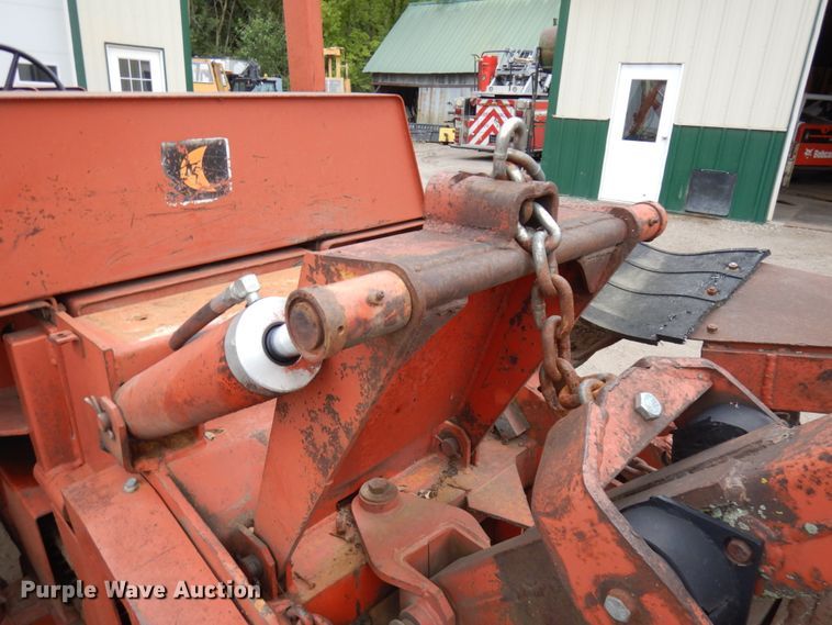 image for item KK9031 1989 Ditch Witch 6510  trencher