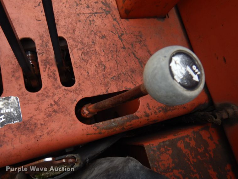 image for item KK9031 1989 Ditch Witch 6510  trencher