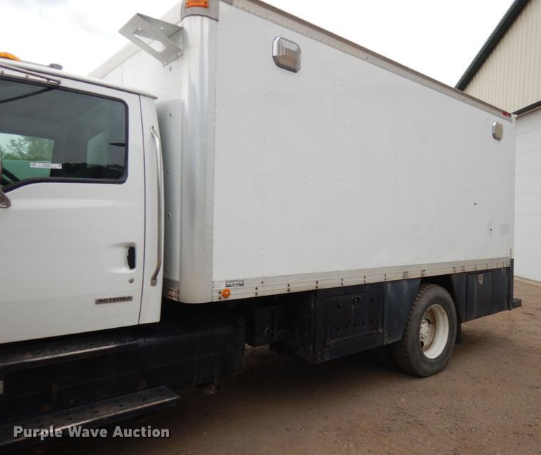 image for item KK9032 2001 Sterling Acterra  fuel / lube truck