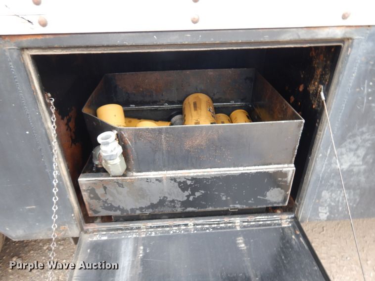 image for item KK9032 2001 Sterling Acterra  fuel / lube truck