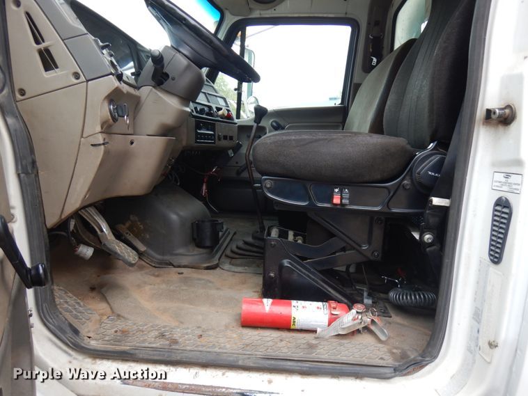 image for item KK9032 2001 Sterling Acterra  fuel / lube truck