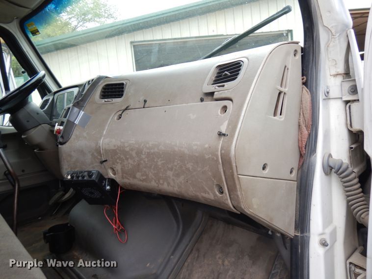 image for item KK9032 2001 Sterling Acterra  fuel / lube truck