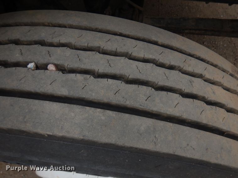 image for item KK9032 2001 Sterling Acterra  fuel / lube truck